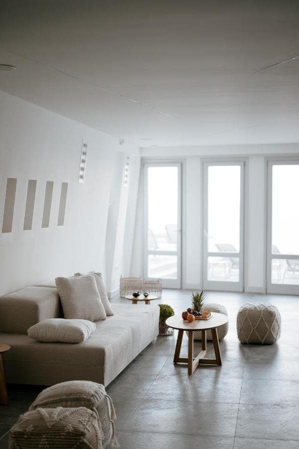 Mon Signor (Adults Only) Otel Kamári Dış mekan fotoğraf